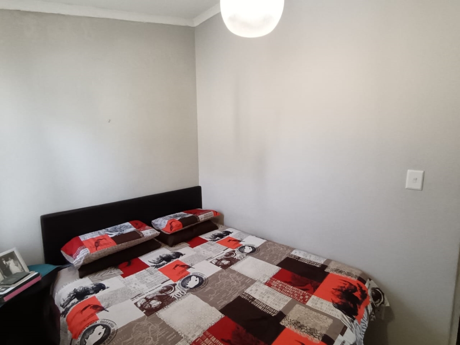 2 Bedroom Property for Sale in Parsonsvlei Eastern Cape